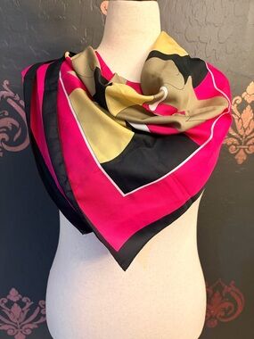 Silky Geometric Pink & Black Scarf